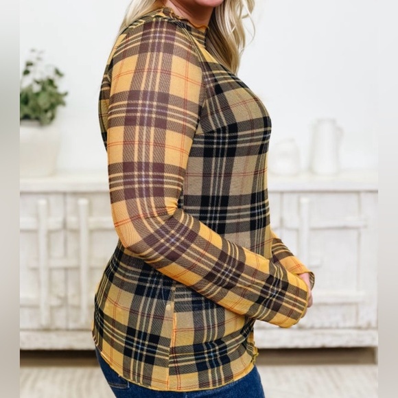 Plaid Mesh Top - Picture 2 of 4